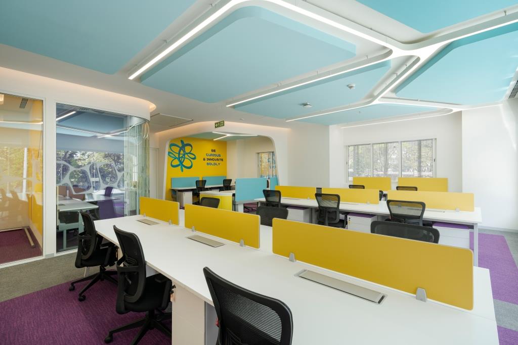 Office interior designers in bangalore