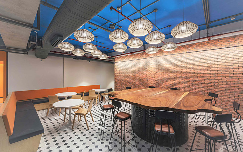 corporate office interiors design